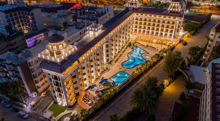 Blue Marlin Deluxe Spa & Resort
