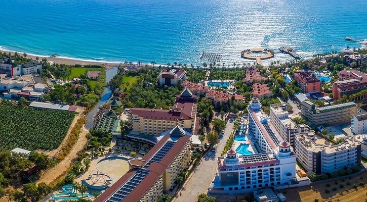 Blue Marlin Deluxe Spa & Resort