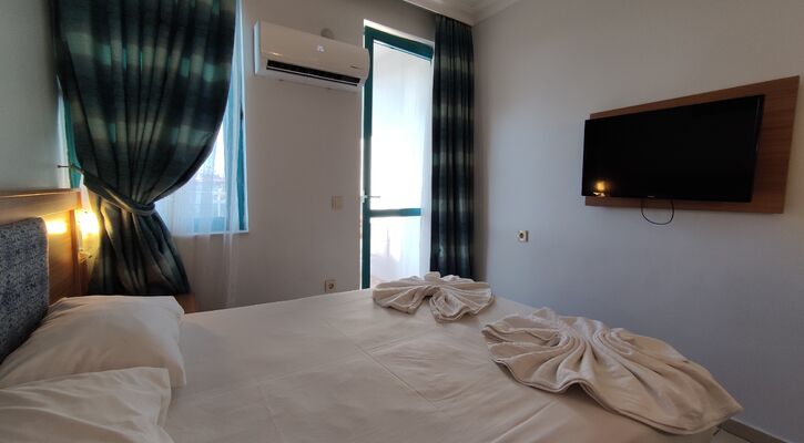Wonder Life Hotel