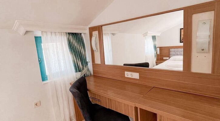 Wonder Life Hotel