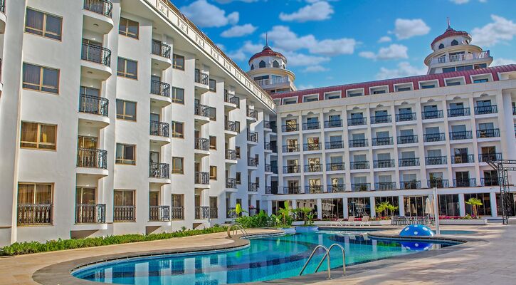 Blue Marlin Deluxe Spa & Resort