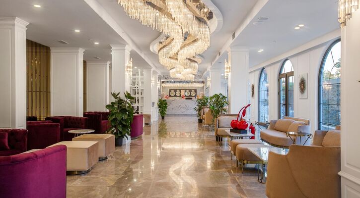 Blue Marlin Deluxe Spa & Resort