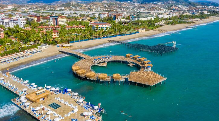 Blue Marlin Deluxe Spa & Resort