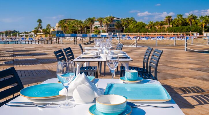 Blue Marlin Deluxe Spa & Resort