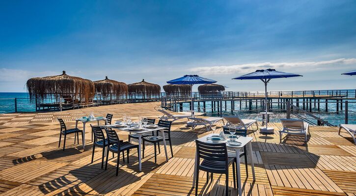 Blue Marlin Deluxe Spa & Resort