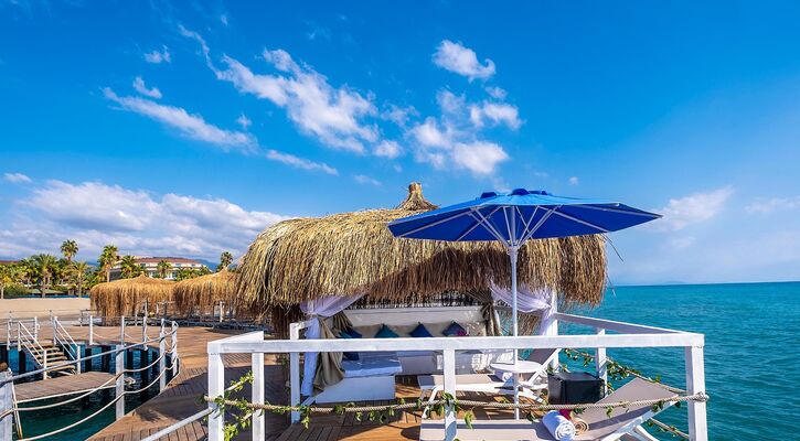 Blue Marlin Deluxe Spa & Resort