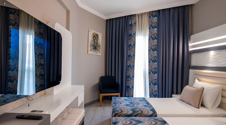 Blue Marlin Deluxe Spa & Resort