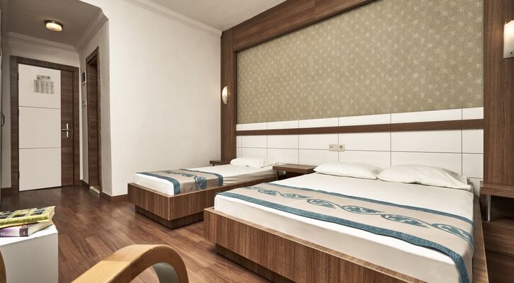 Luca Beach Hotel