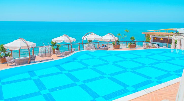 Feniks Hotel