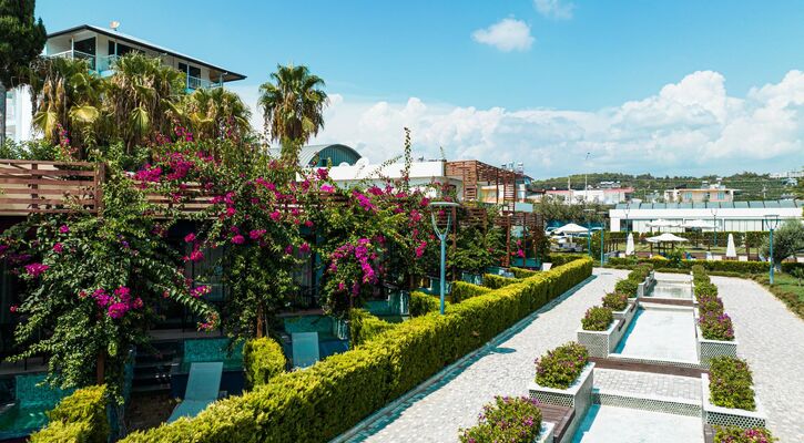 Feniks Hotel