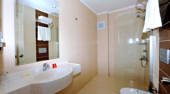 Mesut Hotel