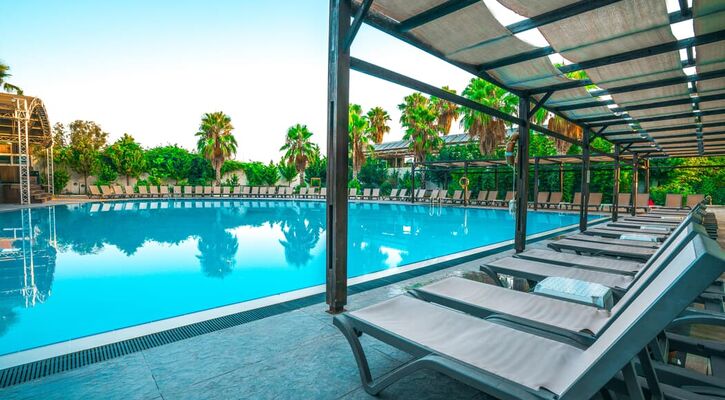 Orfeus Queen Hotel