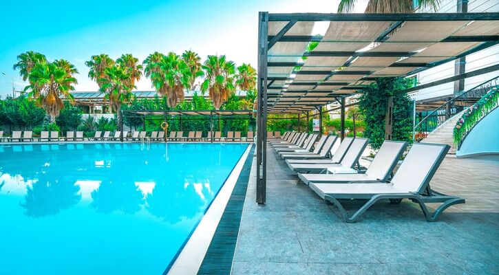 Orfeus Queen Hotel