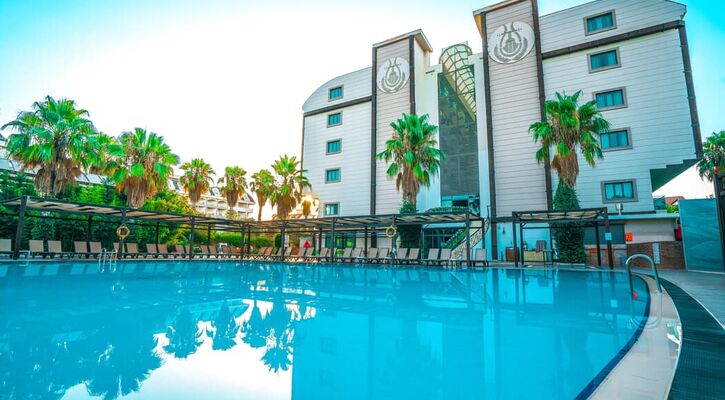 Orfeus Queen Hotel