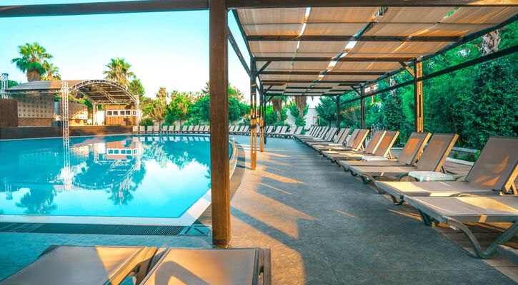 Orfeus Queen Hotel