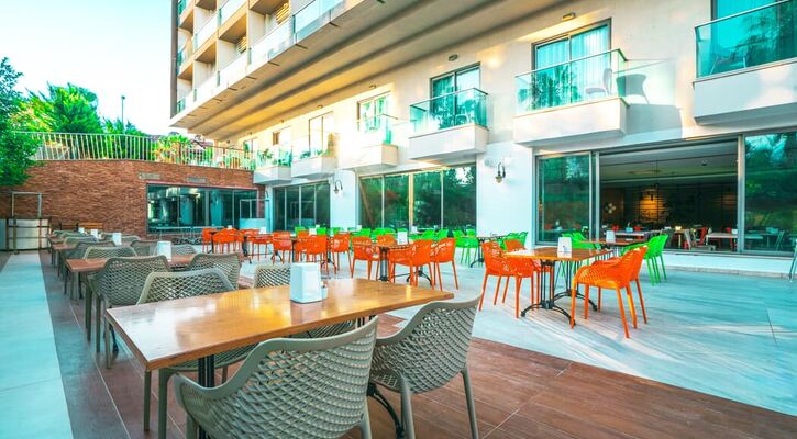 Orfeus Queen Hotel
