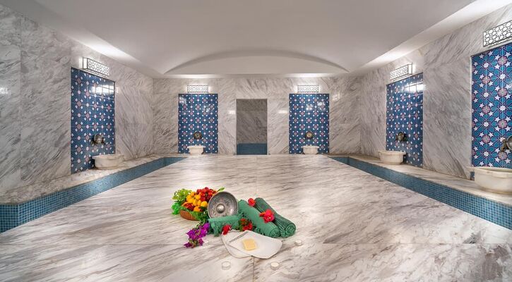 Orfeus Queen Hotel