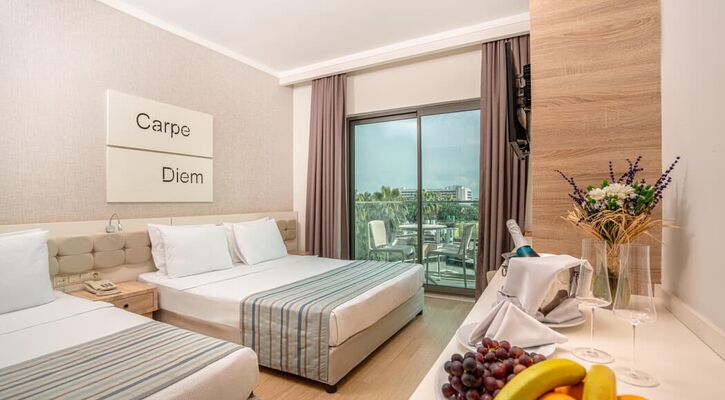 Orfeus Queen Hotel