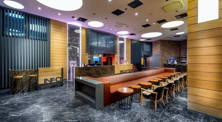 Orfeus Park Hotel