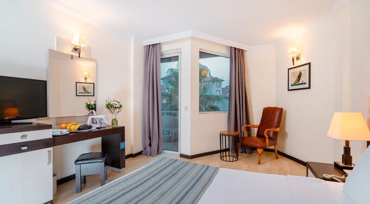 Orfeus Park Hotel