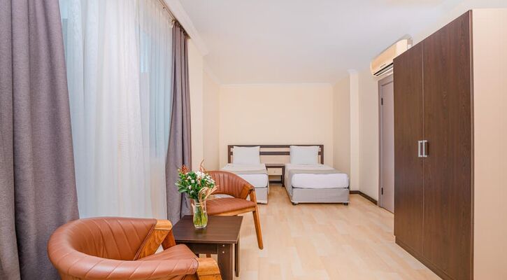 Orfeus Park Hotel