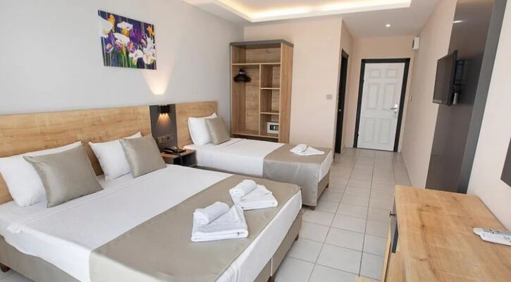 Risus Park Hotel