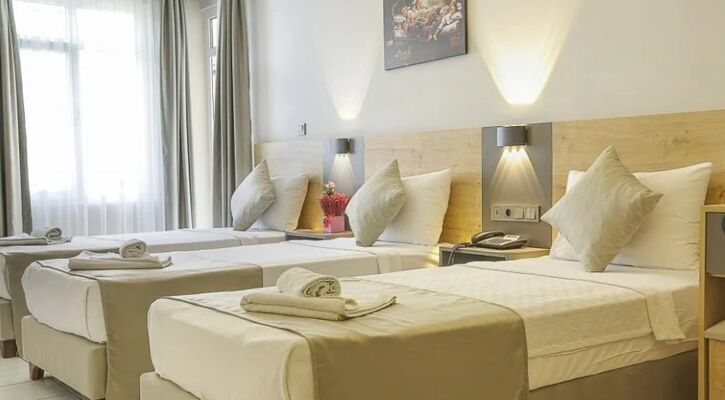 Risus Park Hotel