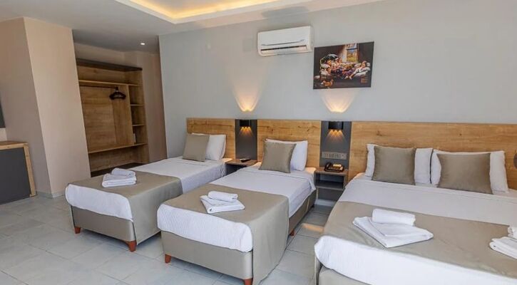 Risus Park Hotel