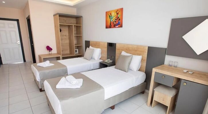 Risus Park Hotel