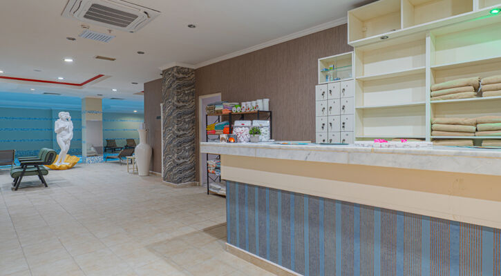 Q Ella Beach Hotel
