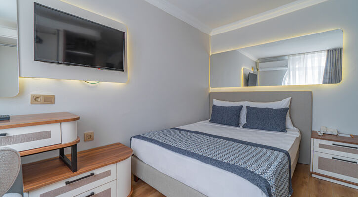 Q Ella Beach Hotel