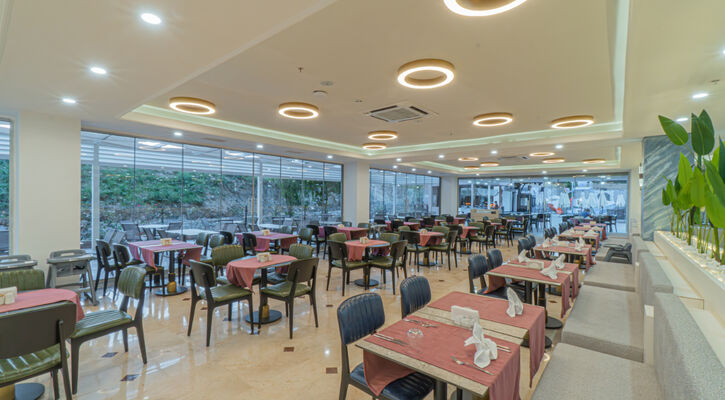Q Ella Beach Hotel