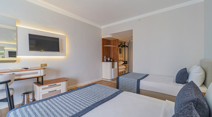 Q Ella Beach Hotel