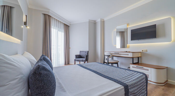 Q Ella Beach Hotel