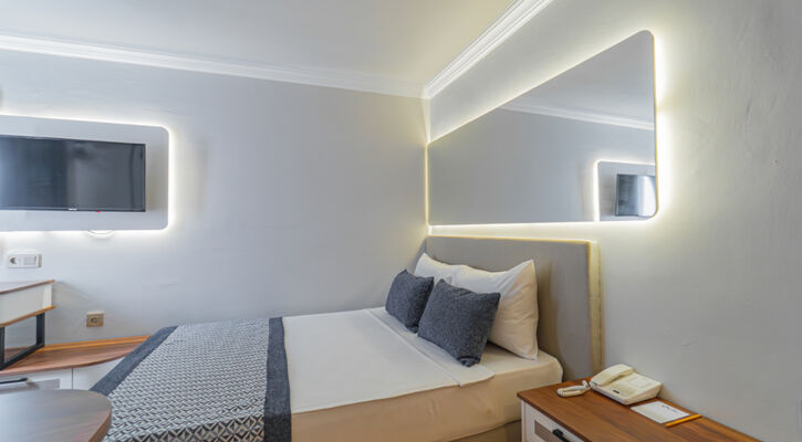 Q Ella Beach Hotel