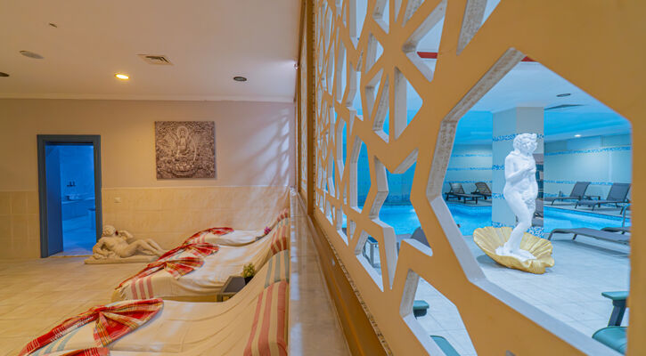 Q Ella Beach Hotel