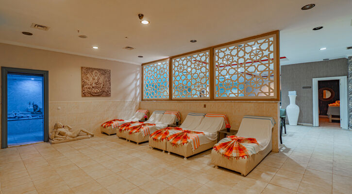Q Ella Beach Hotel