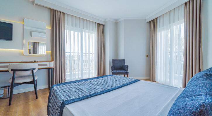 Q Ella Beach Hotel