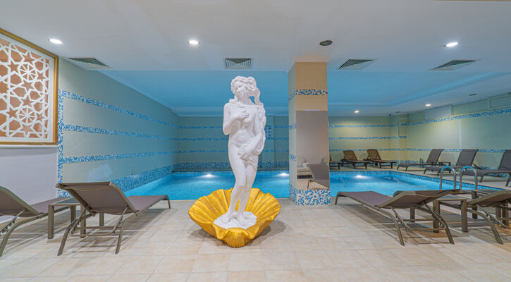 Q Ella Beach Hotel