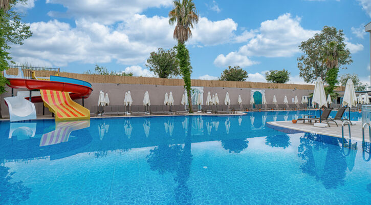 Q Ella Beach Hotel
