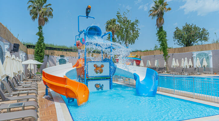 Q Ella Beach Hotel