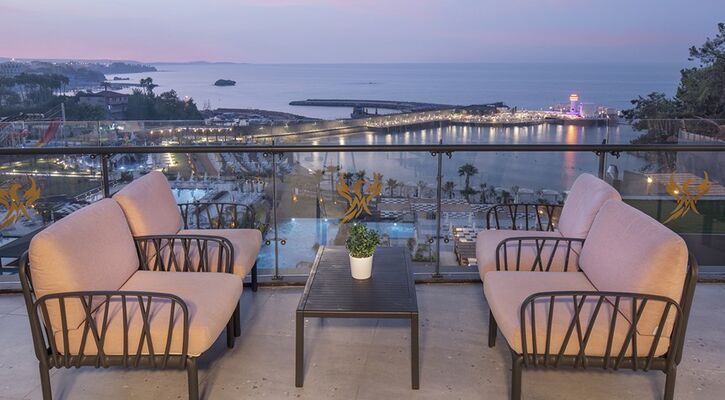 Mylome Luxury Hotel & Resort