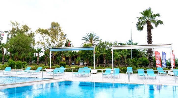 Tema 242 Hotel