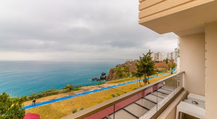 Tema 242 Hotel