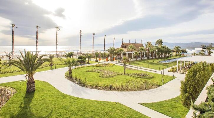 Palm Wings Ephesus Hotel & Resort 