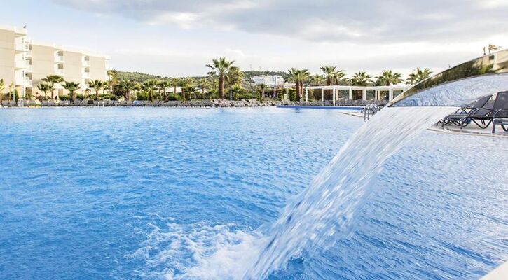 Palm Wings Ephesus Hotel & Resort 