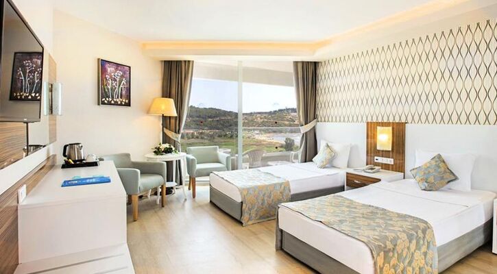 Palm Wings Ephesus Hotel & Resort 