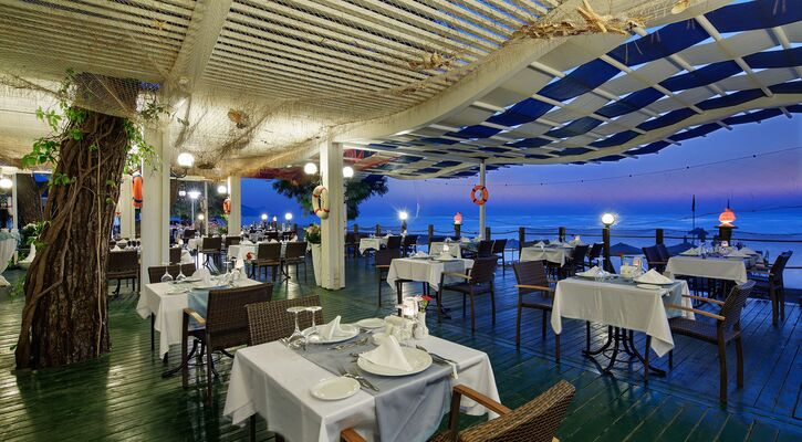 Crystal Aura Beach Resort & Spa