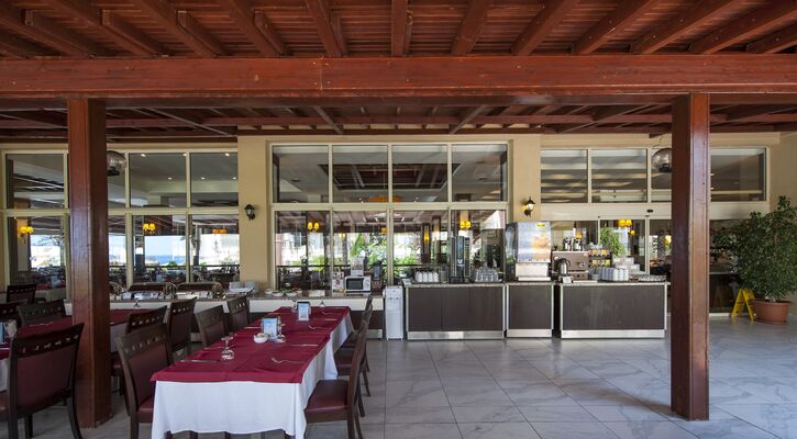 Crystal Aura Beach Resort & Spa