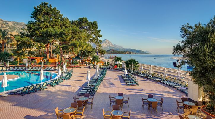Crystal Aura Beach Resort & Spa